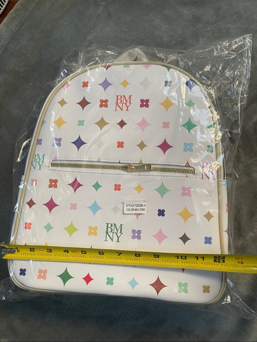Backpack Badgley Mischka White Multi-Color Patterned Backpack - Picture 4 of 6